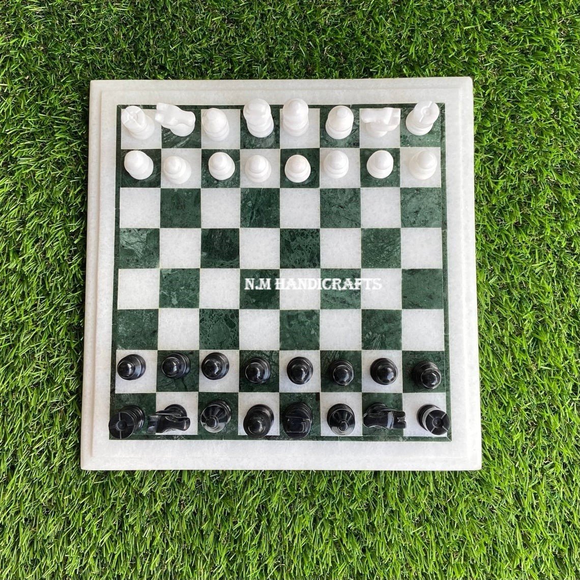 White Marble Chess Set, Green Chess Squares, Tournament Chess Board, Vintage Chess, Mosaic Marquetry Art, Chess table With Green Squares